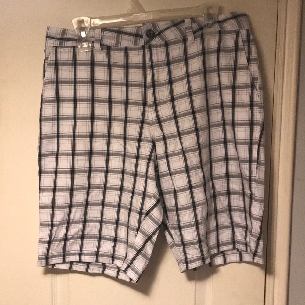 Men’s Firefly Shorts Size 32